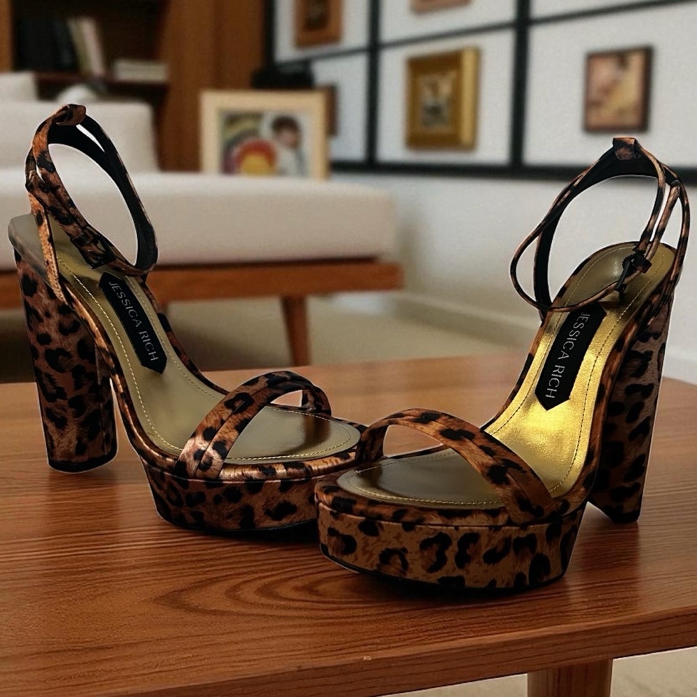 Jessica Rich Satin Leopard Platform Sandal Women’s Size 37 US 7 New in box